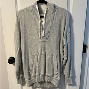 aerie women’s Light Gray V-Neck Hooded Sweater